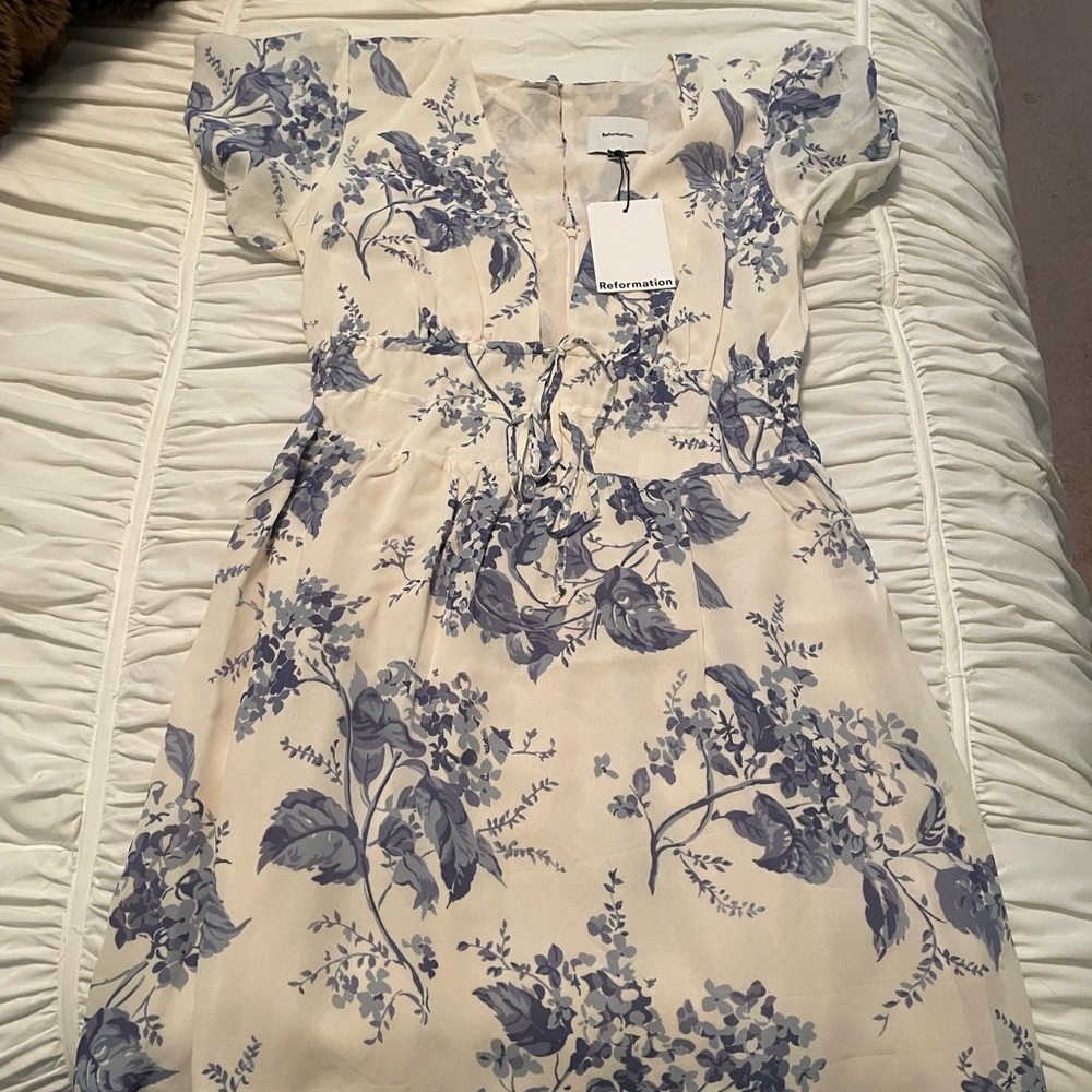 NWT Reformation Grady Dress Ivory - Size 10 (new with tags) - Picture 5 of 10